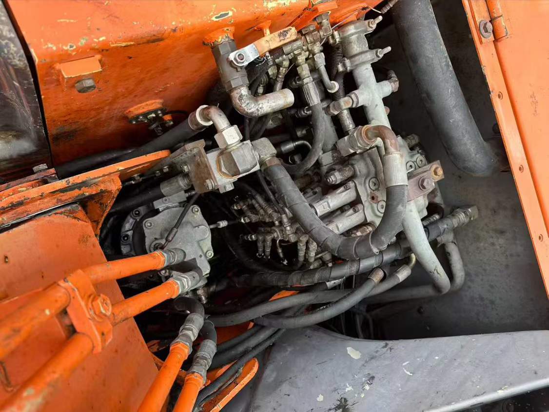 Buy Hitachi ZX70 Used Excavator / 5 Used Hitachi ZX70 Excavator 2012 Model / 5