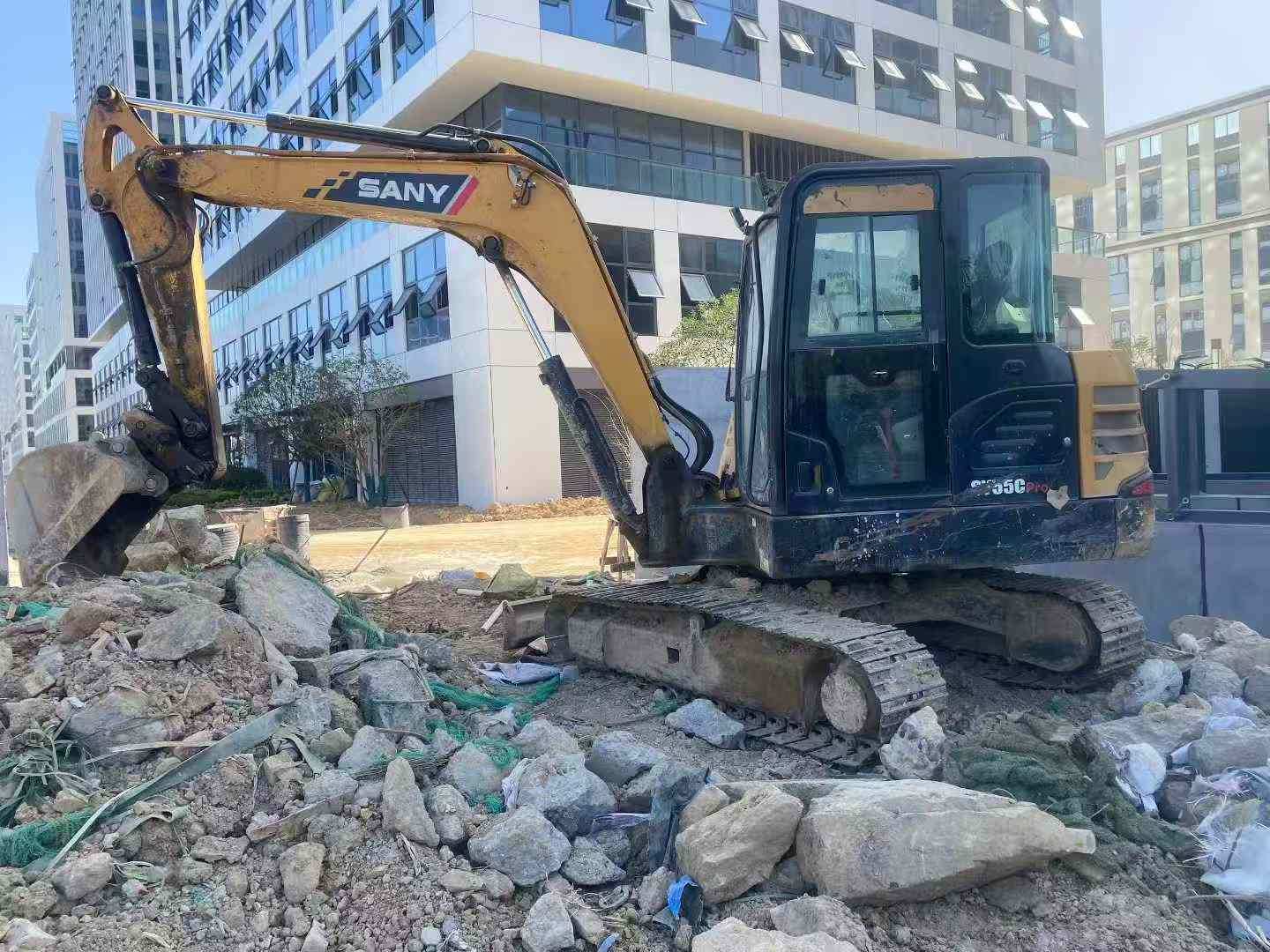 Buy Sany SY55 Used Excavator / 1