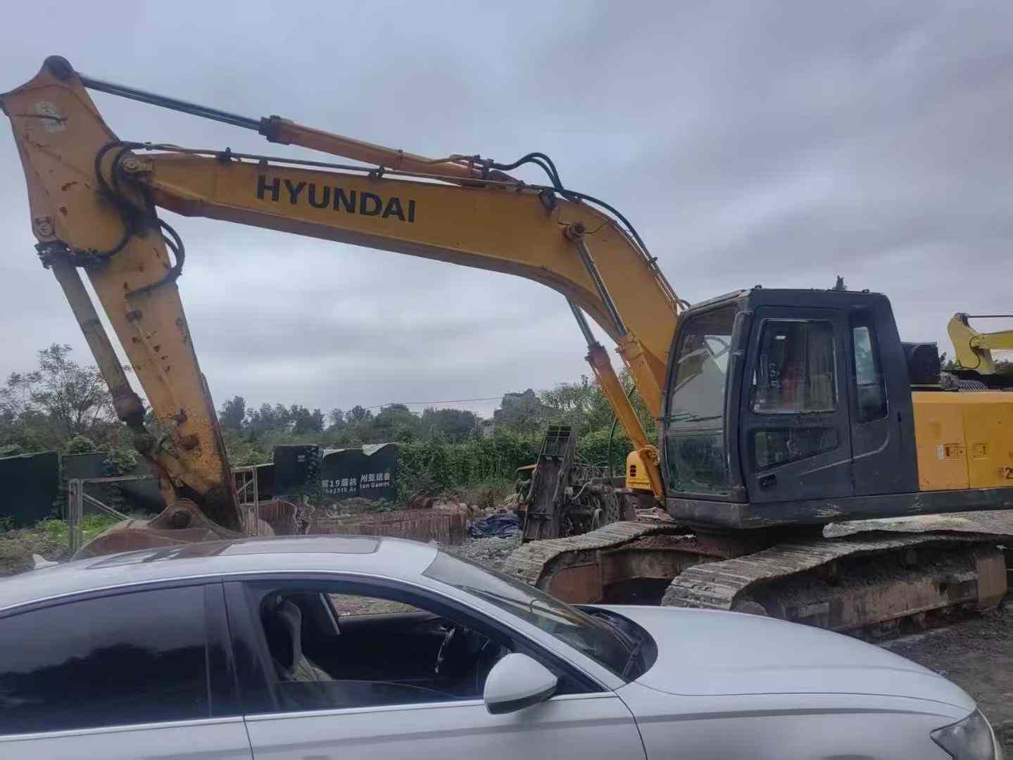 Used Hyundai R215VSN Excavator 2016 Model / 2