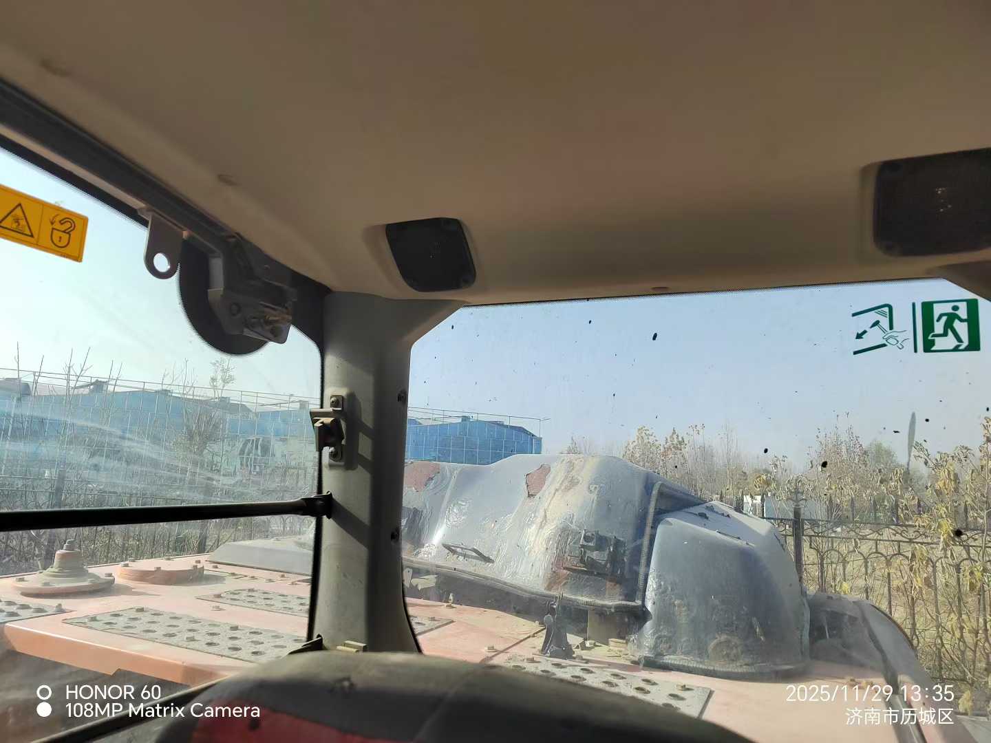 Used Hitachi ZAXIS200 Excavator 2021 Model / 7