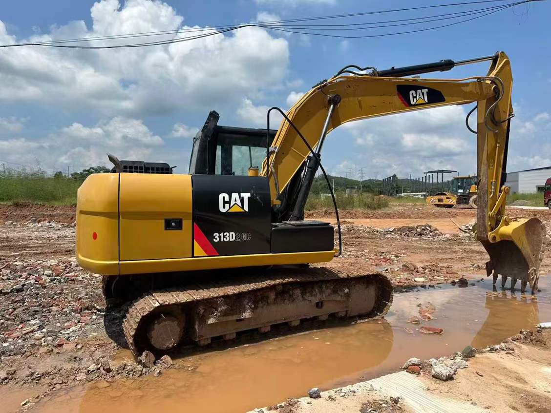Used Caterpillar CT20 Excavator 2020 Model / 3