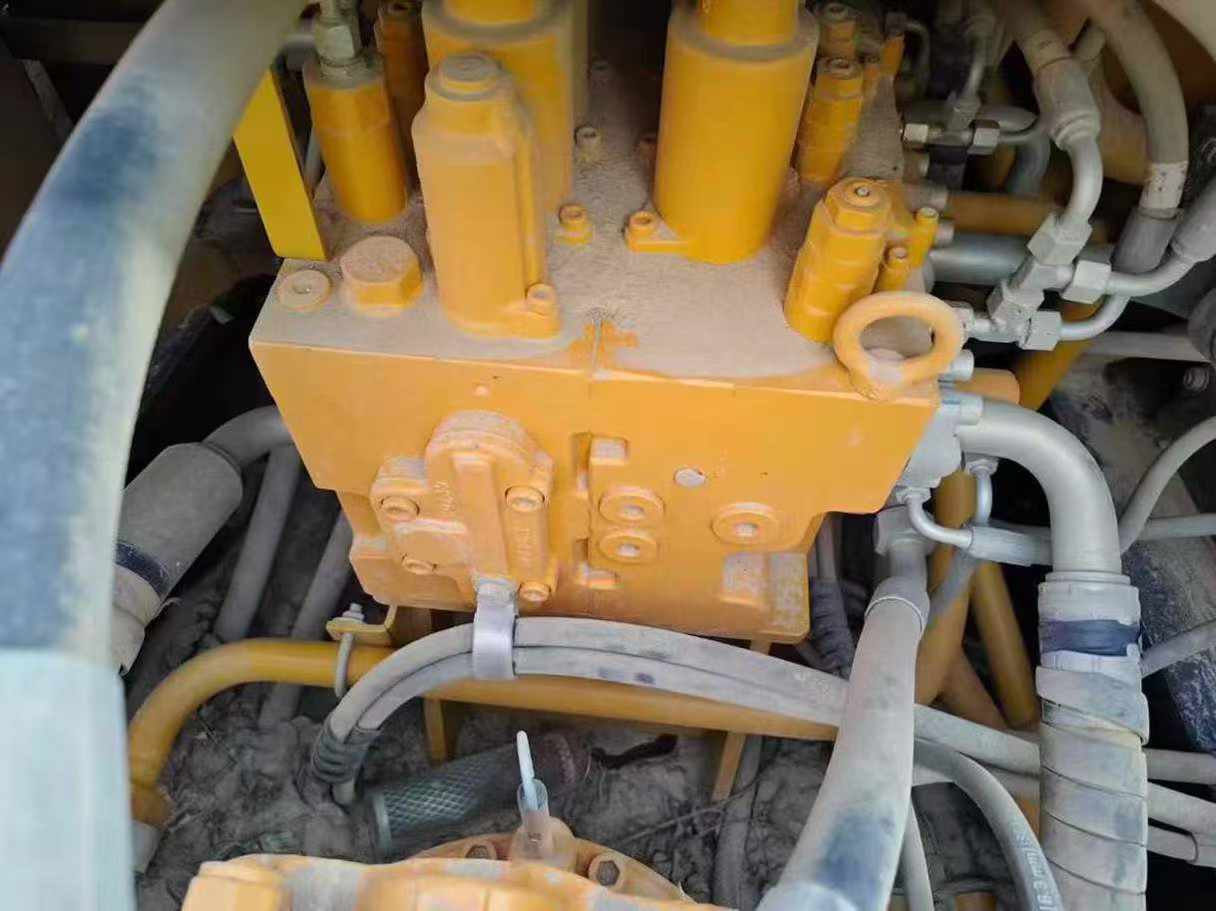 Used Sany SY245H Excavator 2017 Model / 4