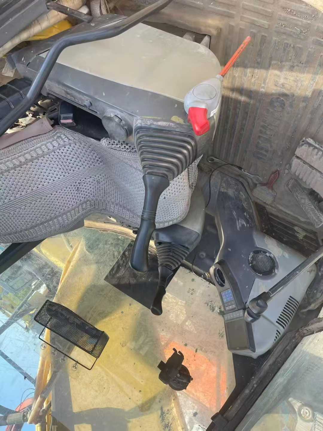 Used Komatsu PC200-8 Excavator 2016 Model / 5