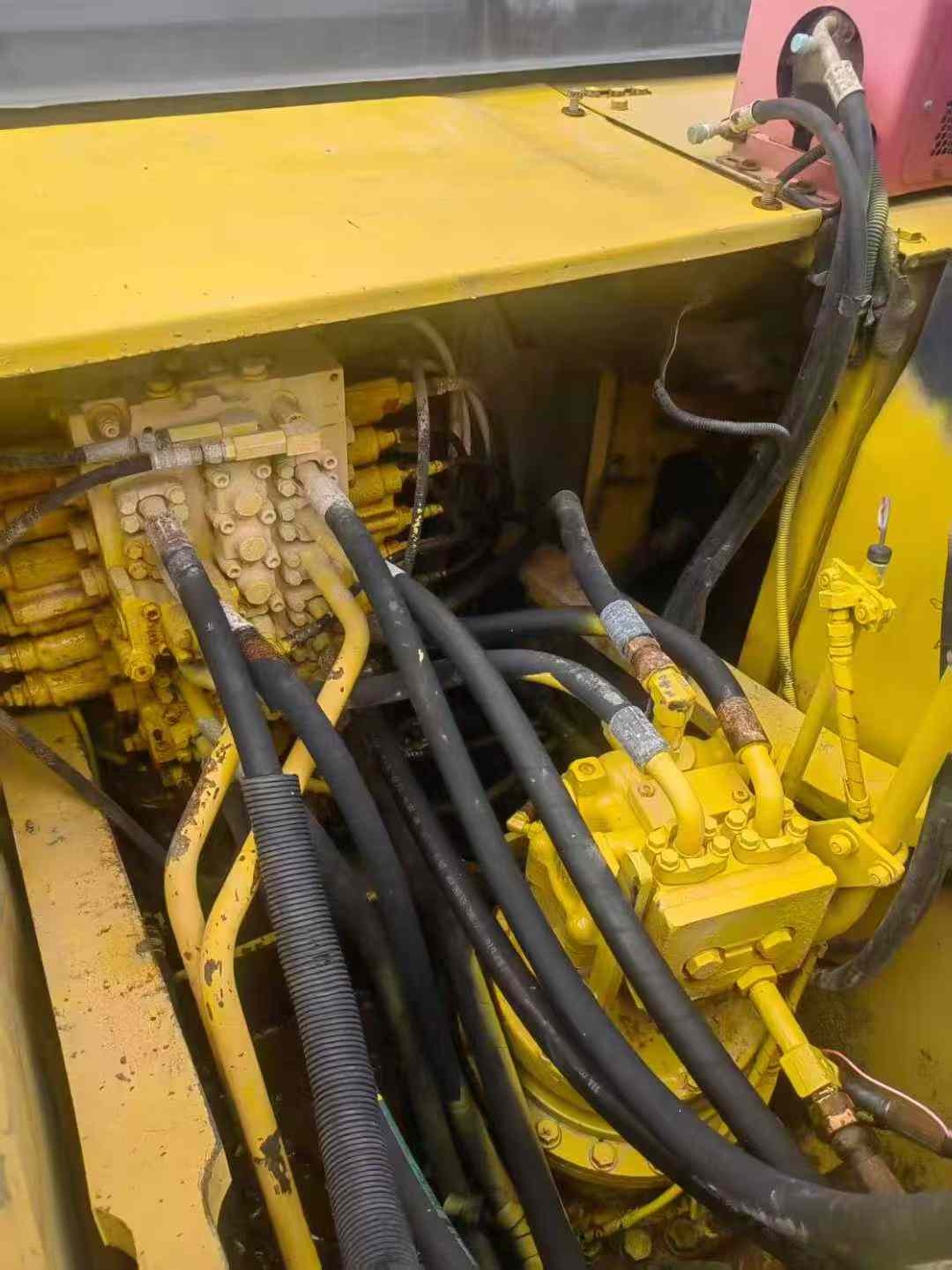 Used Komatsu PW200-7 Excavator 2016 Model / 5