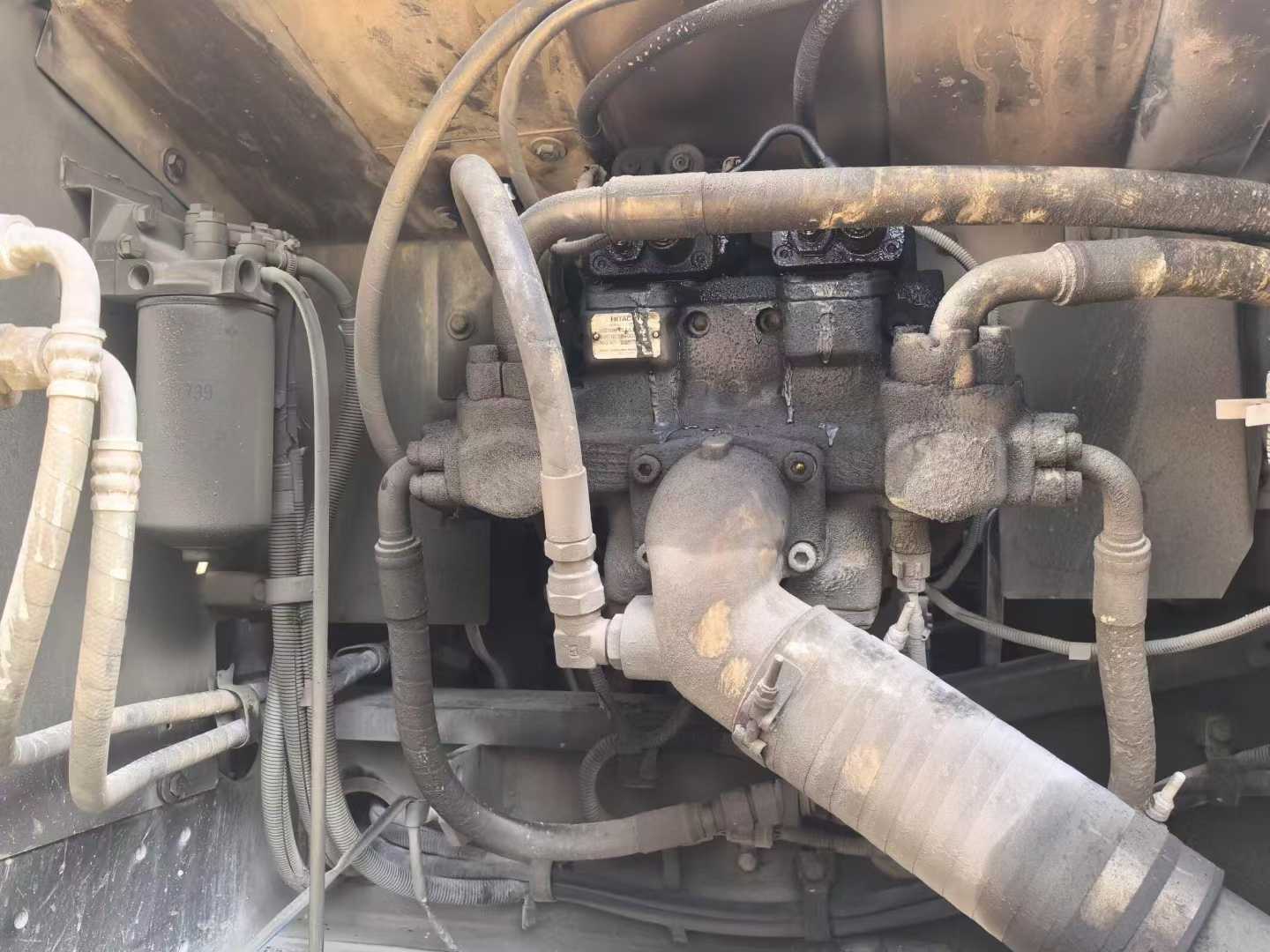 Used Hitachi ZX240-5A Excavator 2018 Model / 4