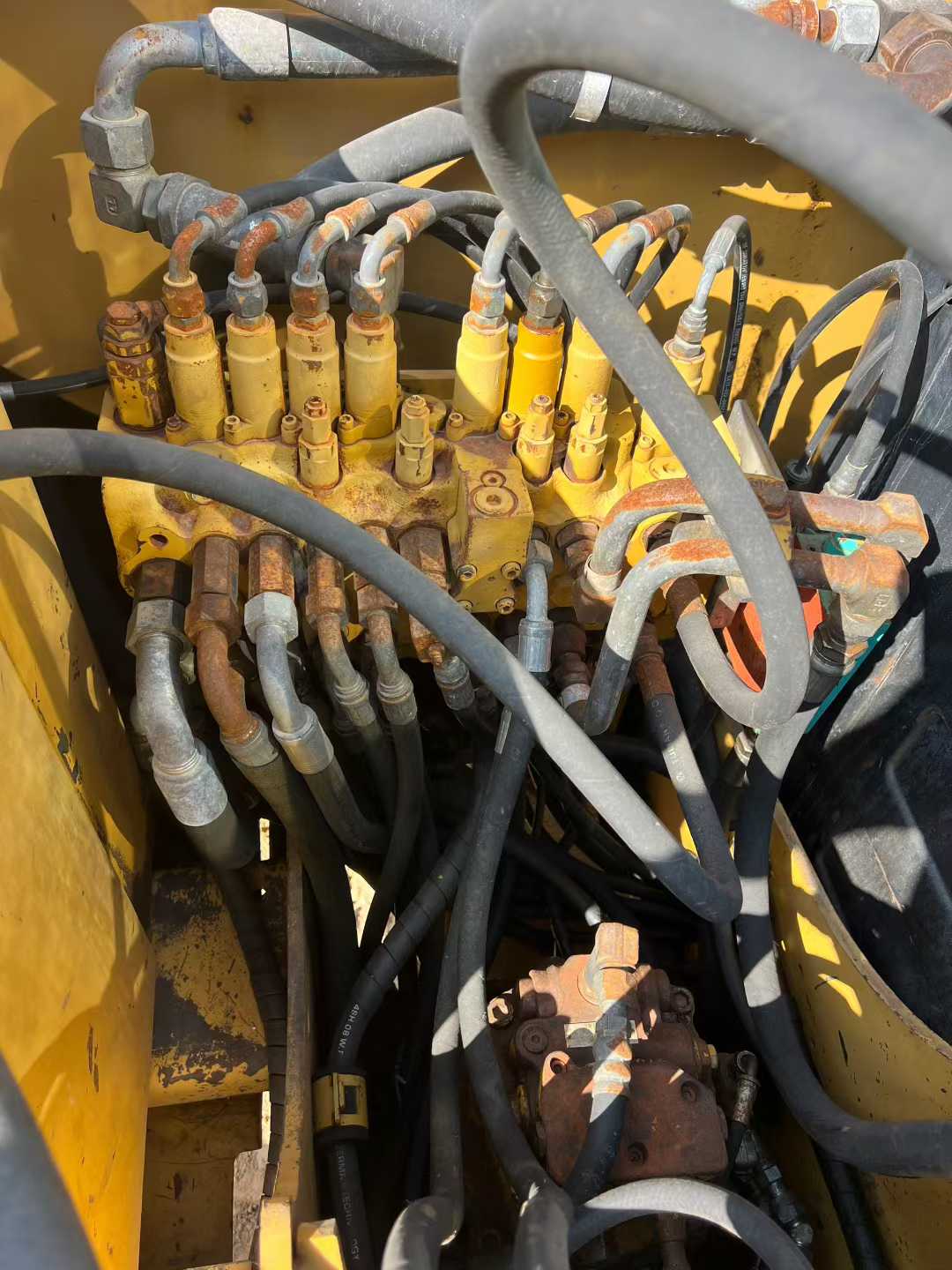 Buy Caterpillar 307V2 Used Excavator / 8 Used Caterpillar 307V2 Excavator 2016 Model / 8