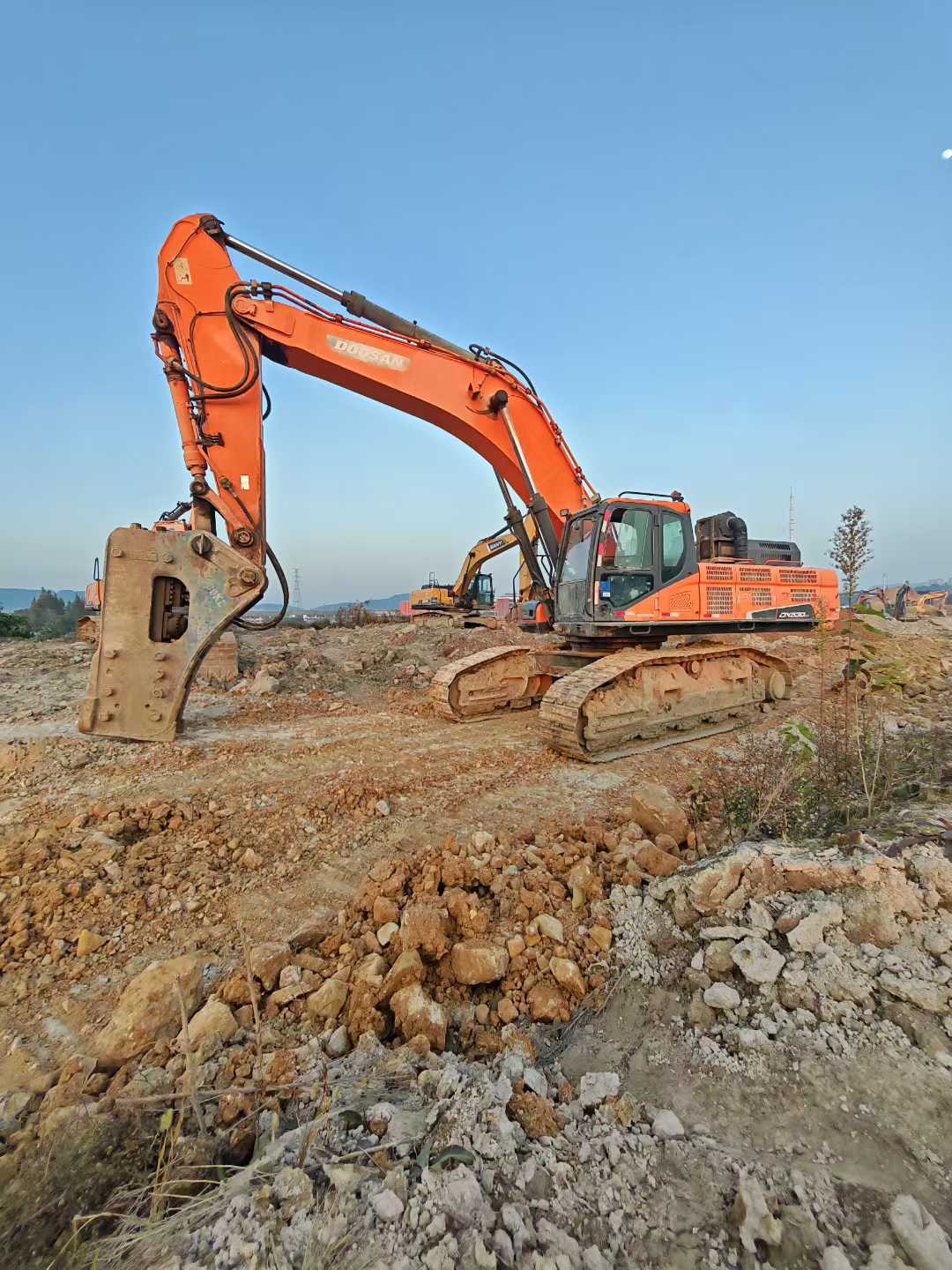 Used Doosan DX530LC-5 Excavator 2016 Model / 3