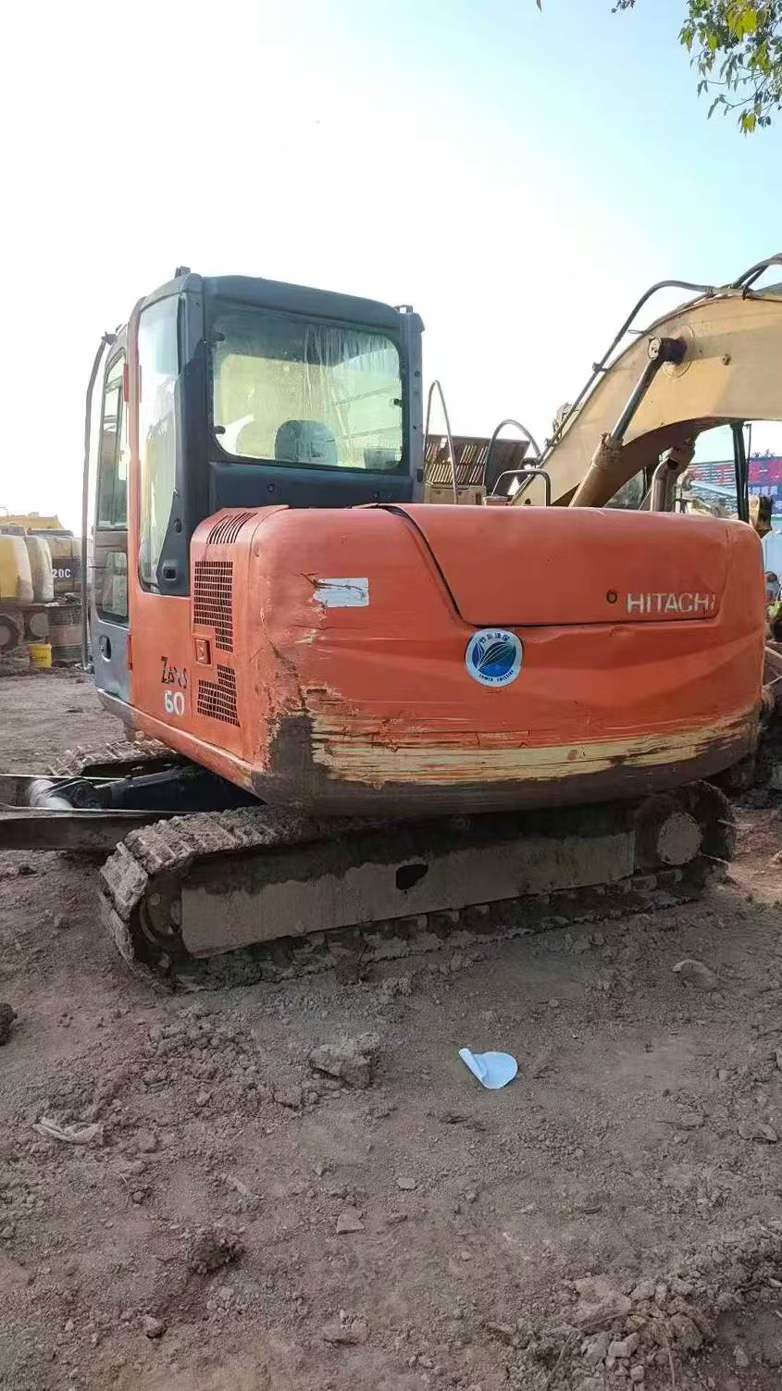 Used Hitachi ZX60 Excavator 2016 Model / 3