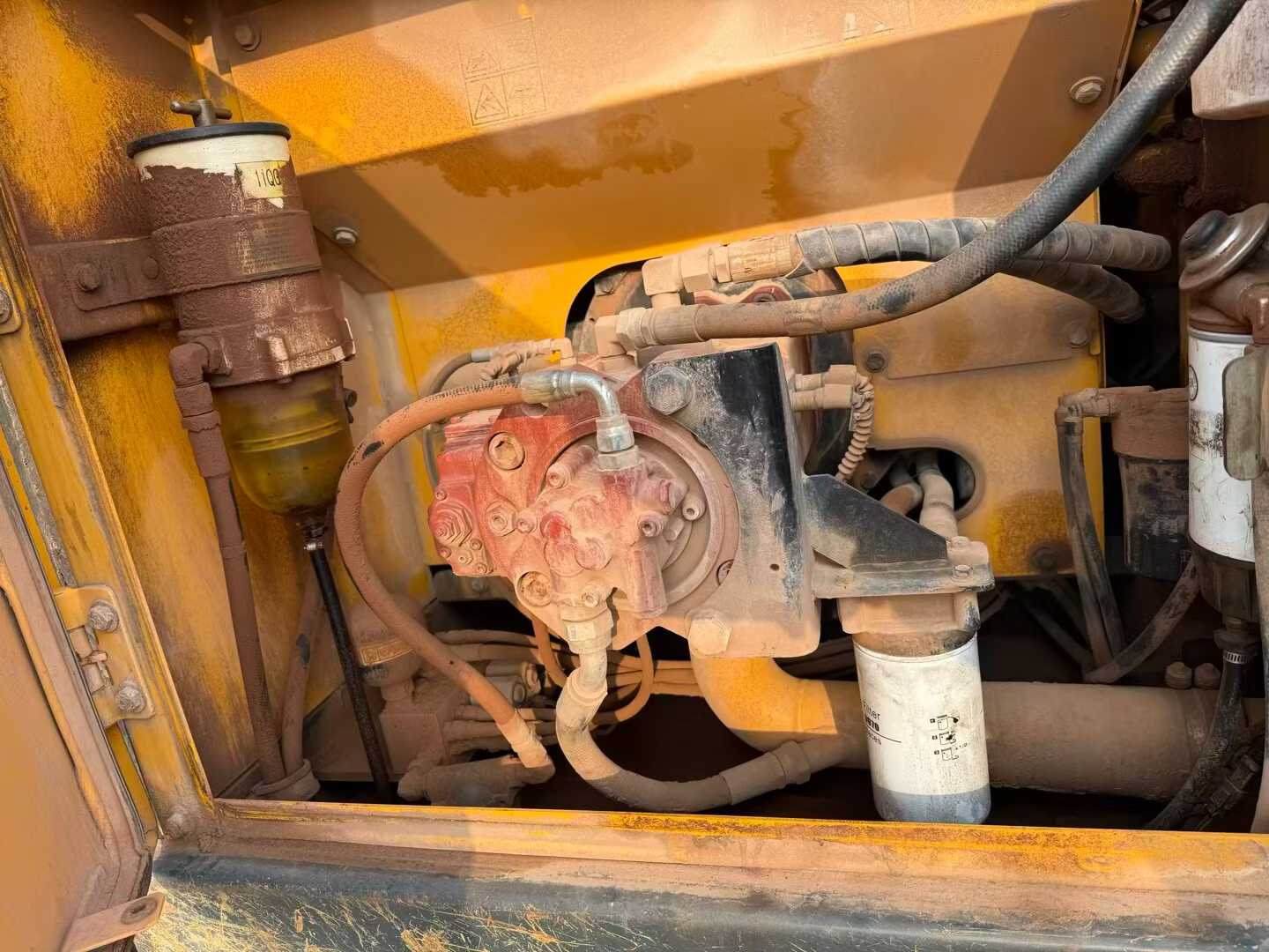 Used Hyundai R215VSN Excavator 2021 Model / 5