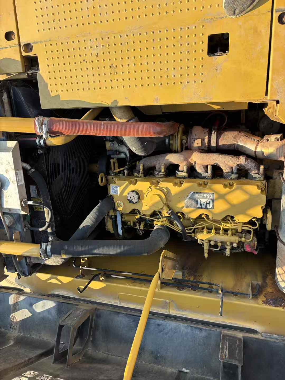 Used Caterpillar CT20 Excavator 2012 Model / 5