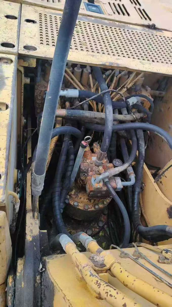 Used Caterpillar 320C Excavator 2016 Model / 6