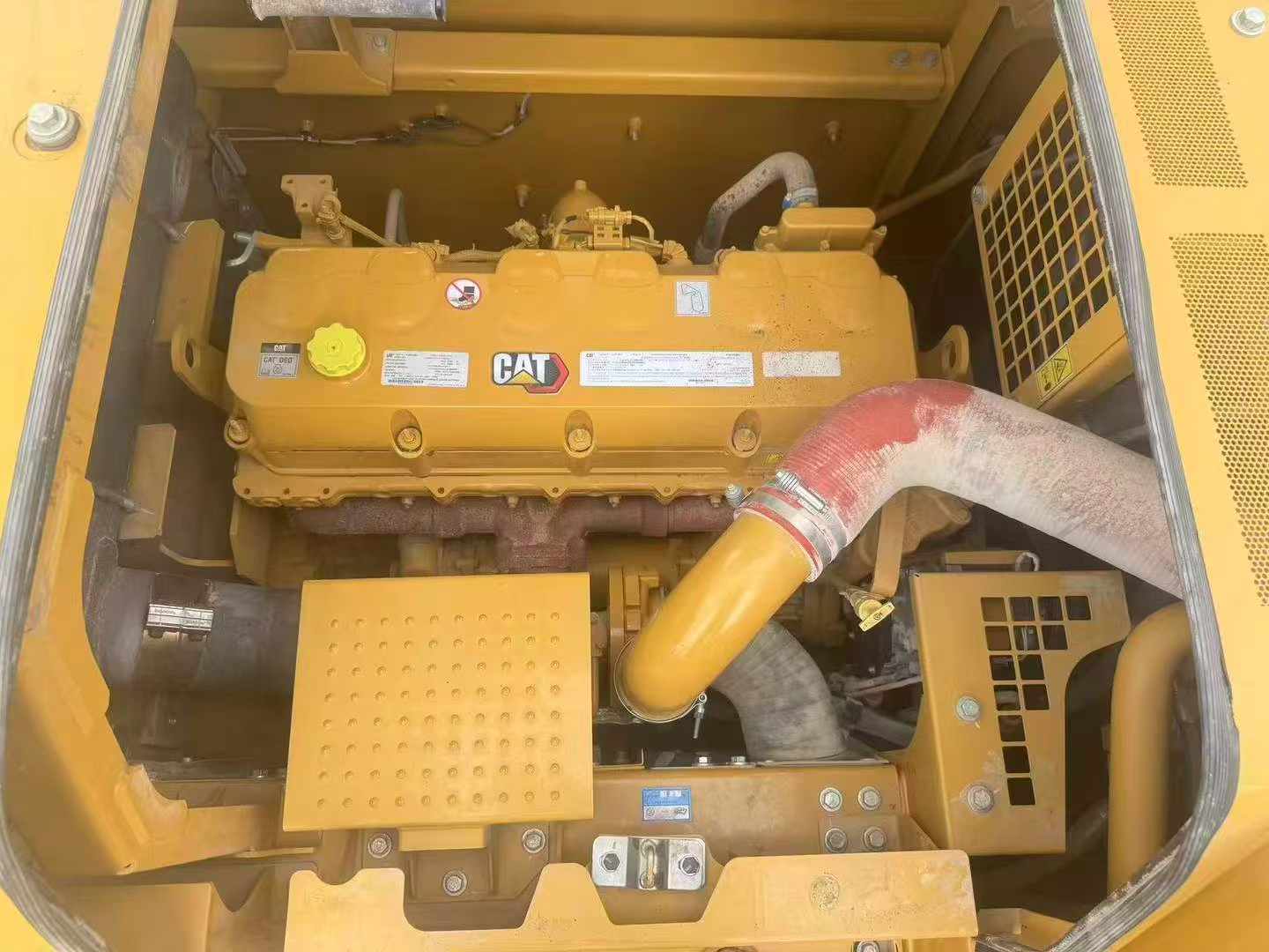 Used Caterpillar CT20 Excavator 2022 Model / 8