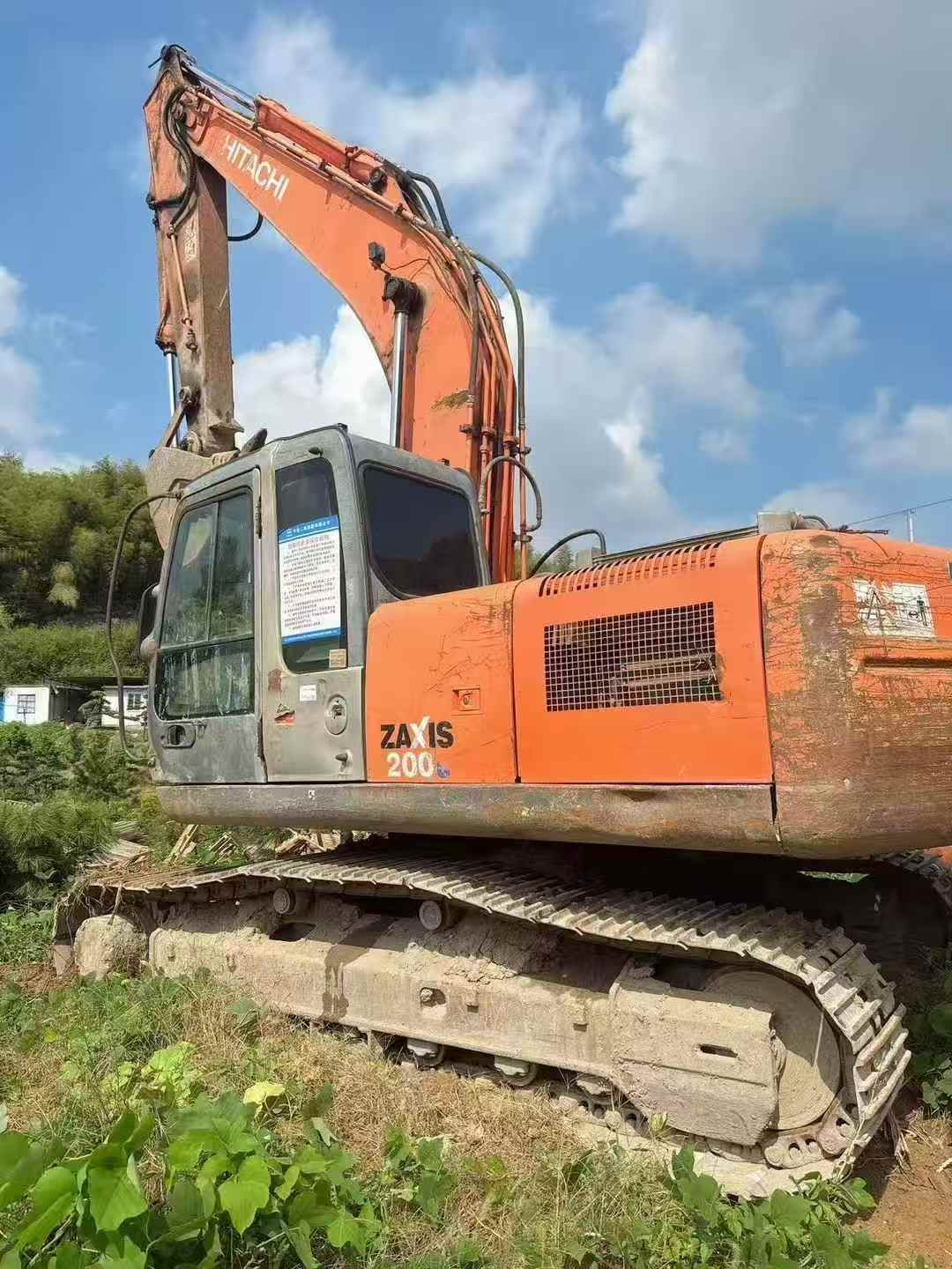 Used Hitachi ZAXIS200 Excavator 2012 Model / 3