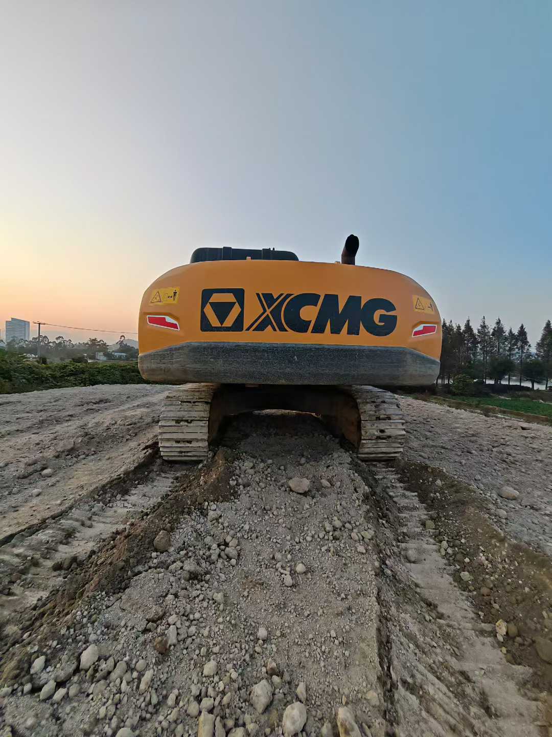 Used XCMG XE80 Excavator 2016 Model / 4