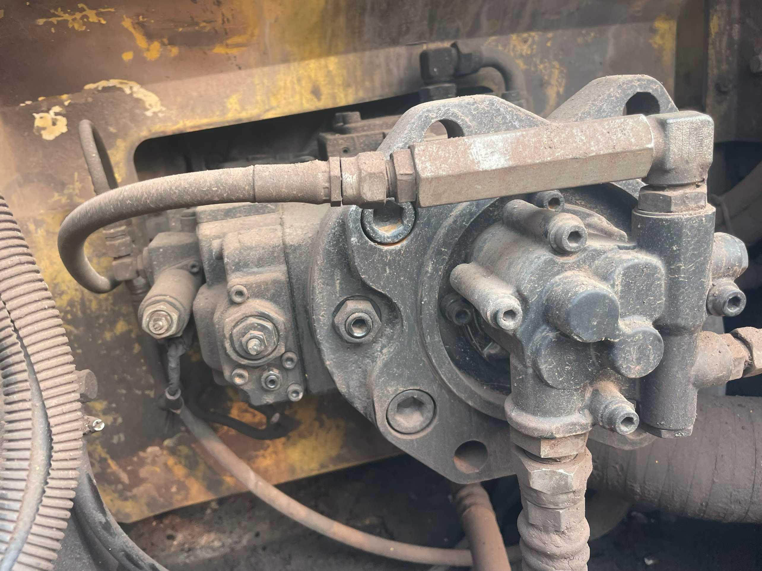 Used Kobelco SK350LC SuperX Excavator 2014 Model / 6