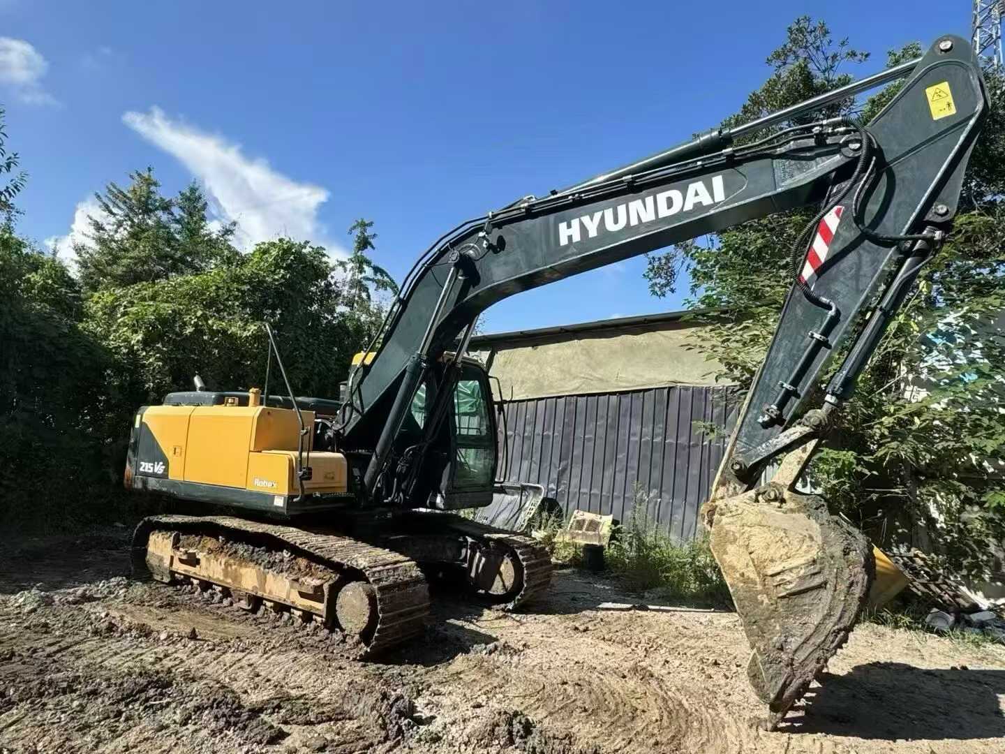 Used Hyundai R215VSN Excavator 2022 Model / 4