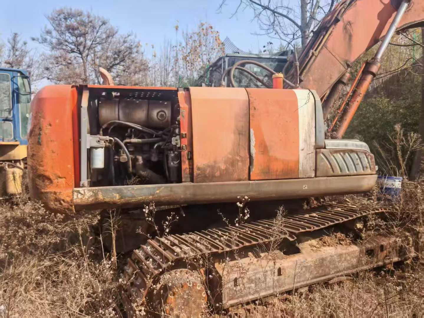 Used Hitachi ZAXIS200 Excavator 2010 Model / 4
