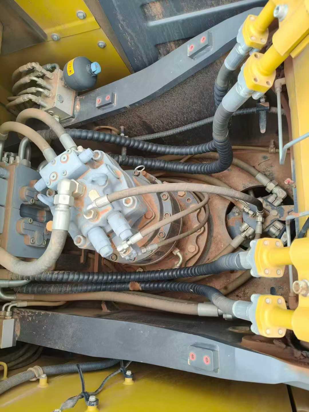 Buy XCMG LWC160 Used Excavator / 8 Used XCMG LWC160 Excavator 2023 Model / 8