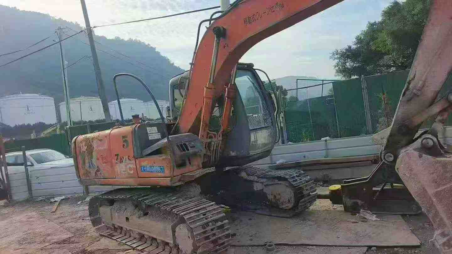 Used Hitachi ZX110 Excavator 2016 Model / 3