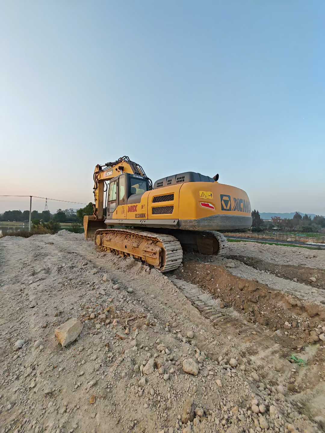 Used XCMG XE80 Excavator 2016 Model / 3