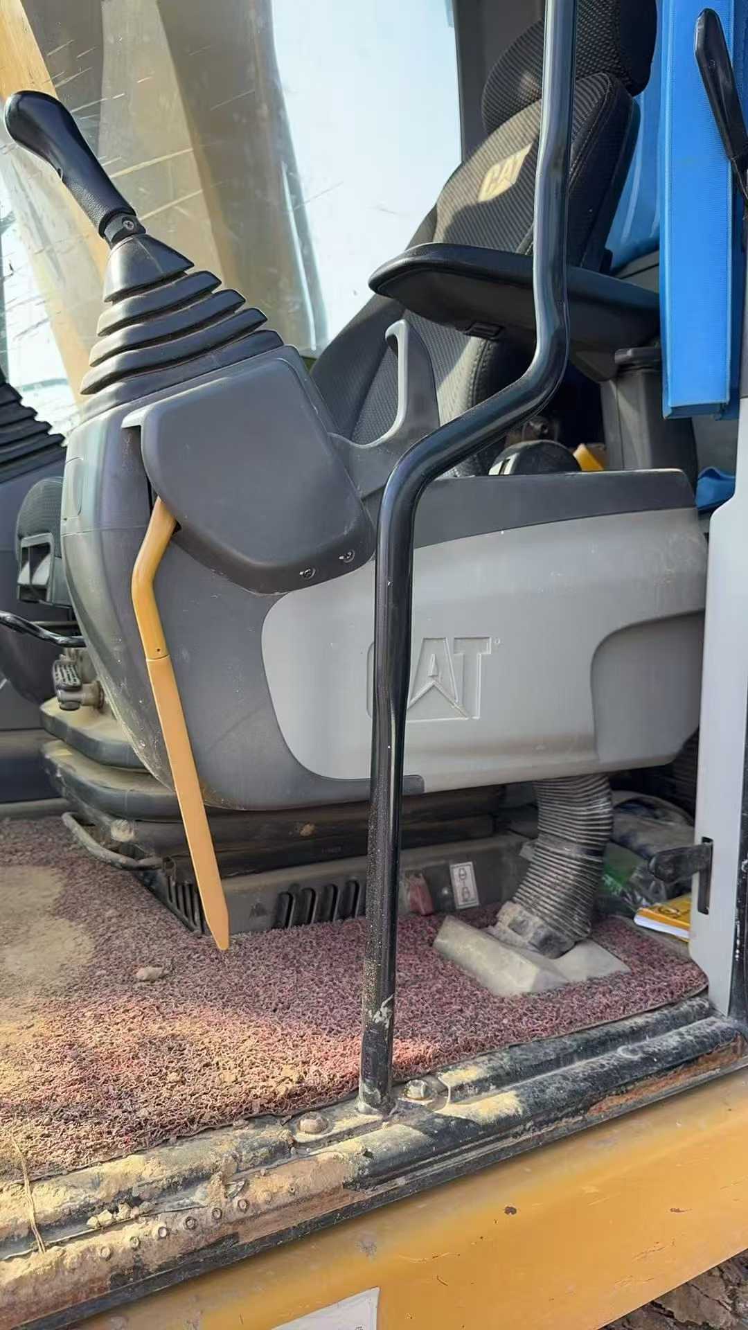 Used Caterpillar CT20 Excavator 2017 Model / 3