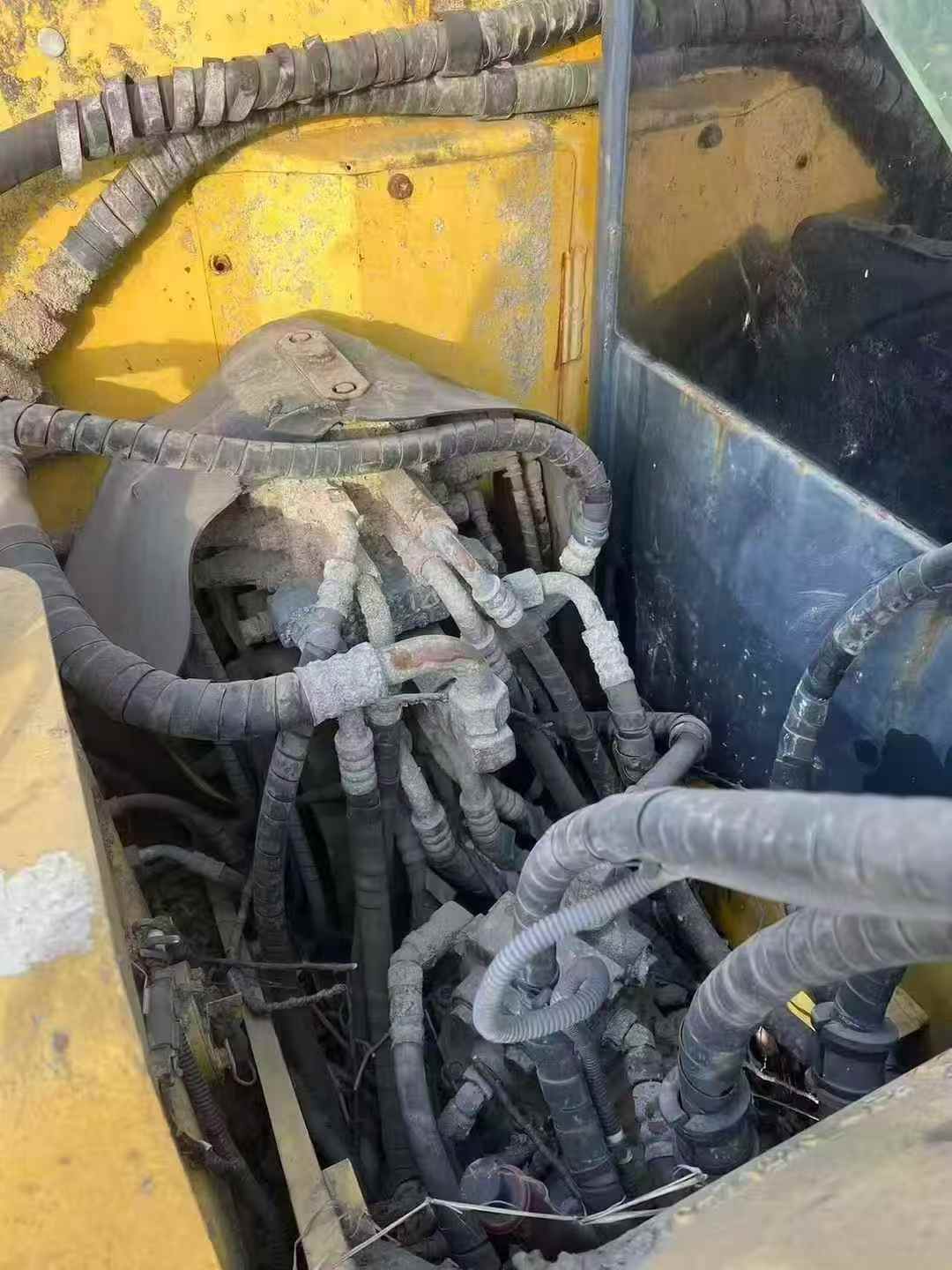 Used Komatsu PC70-8 Excavator 2016 Model / 3