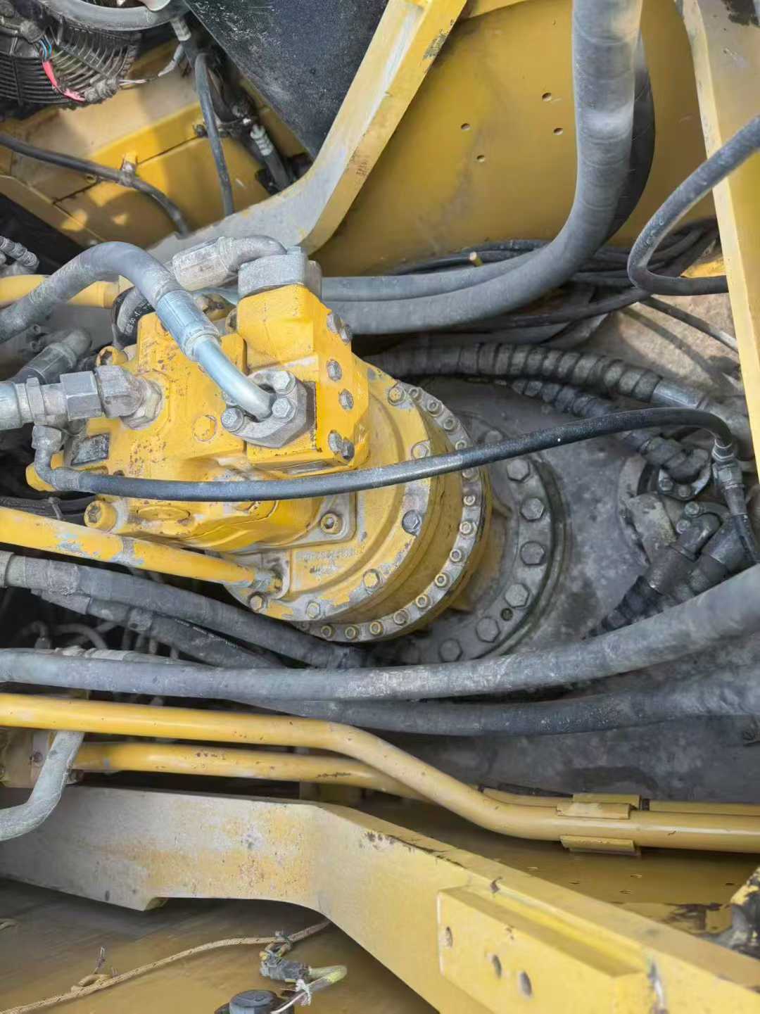 Buy Caterpillar 330L Used Excavator / 4 Used Caterpillar 330L Excavator 2017 Model / 4