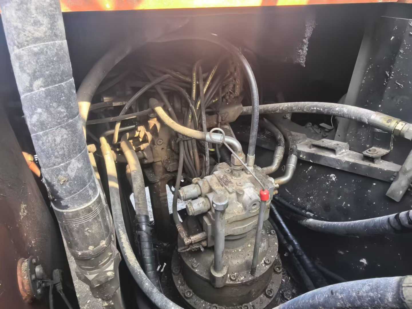 Used Hitachi ZX240-5A Excavator 2018 Model / 3