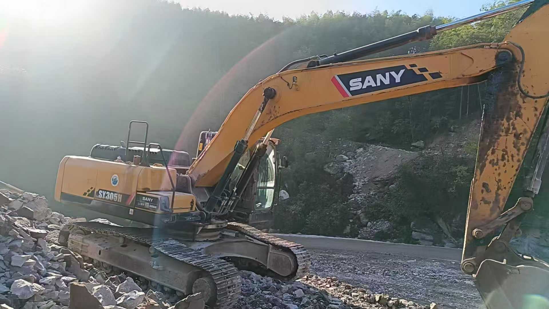 Buy Sany SY245H Used Excavator / 3 Used Sany SY245H Excavator 2022 Model / 3