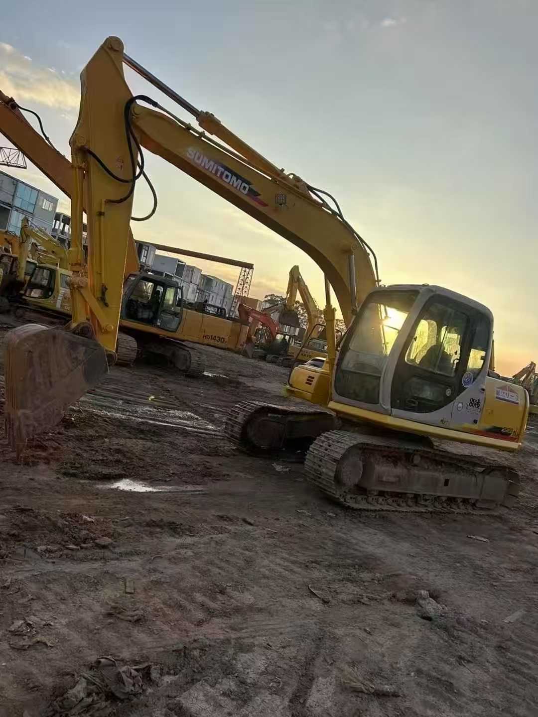 Buy Sumitomo SH120 Used Excavator / 3 Used Sumitomo SH120 Excavator 2016 Model / 3
