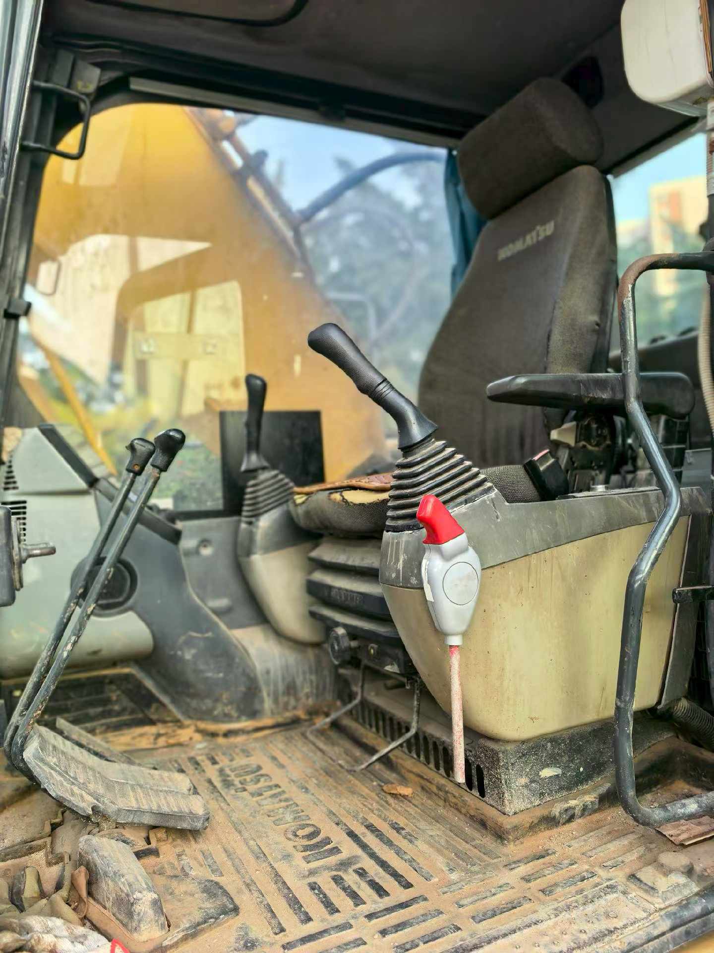 Buy Komatsu PC210-8 Used Excavator / 9 Used Komatsu PC210-8 Excavator 2016 Model / 9