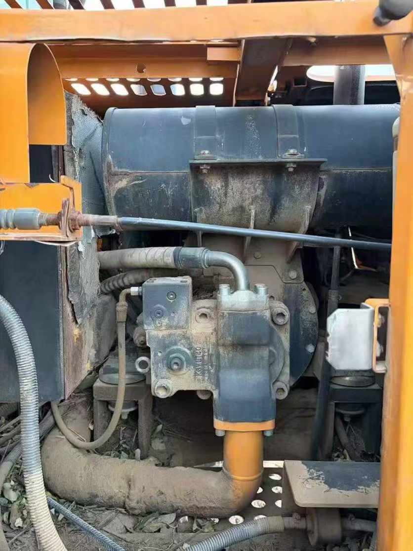 Used Sany SY85 Excavator 2014 Model / 8