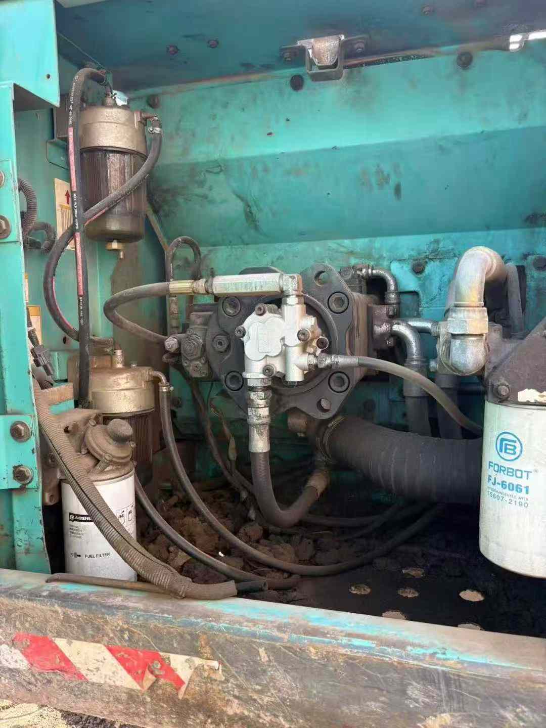 Used Kobelco SK2008 Excavator 2011 Model / 6