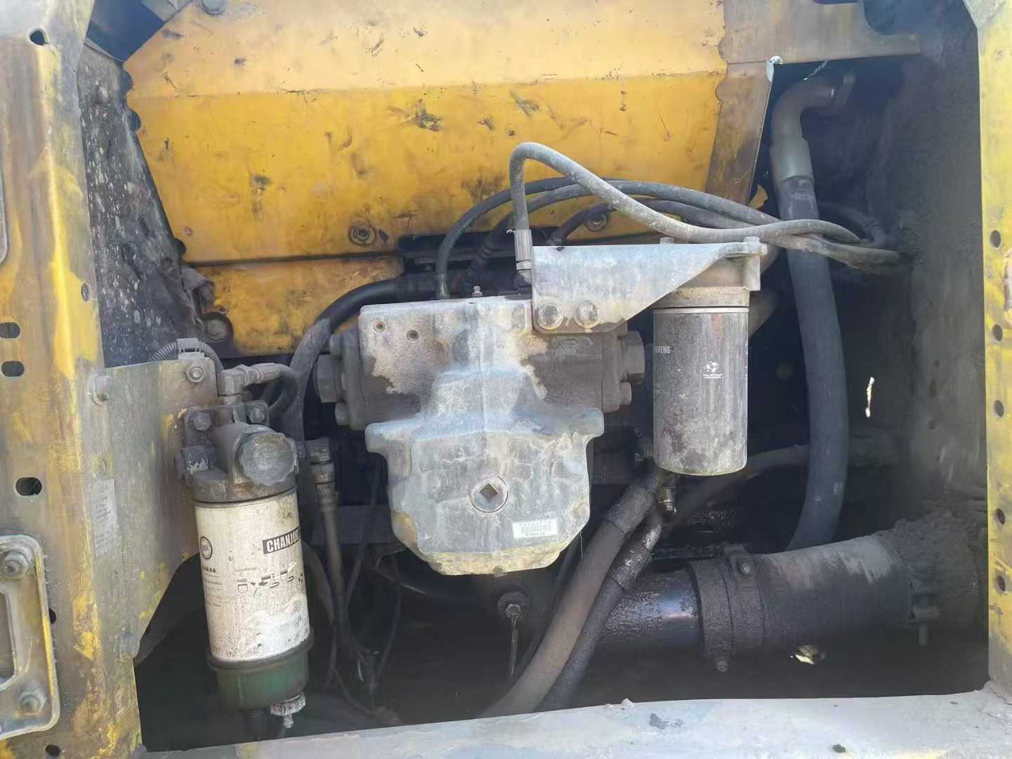 Used Komatsu PC200-8 Excavator 2016 Model / 6