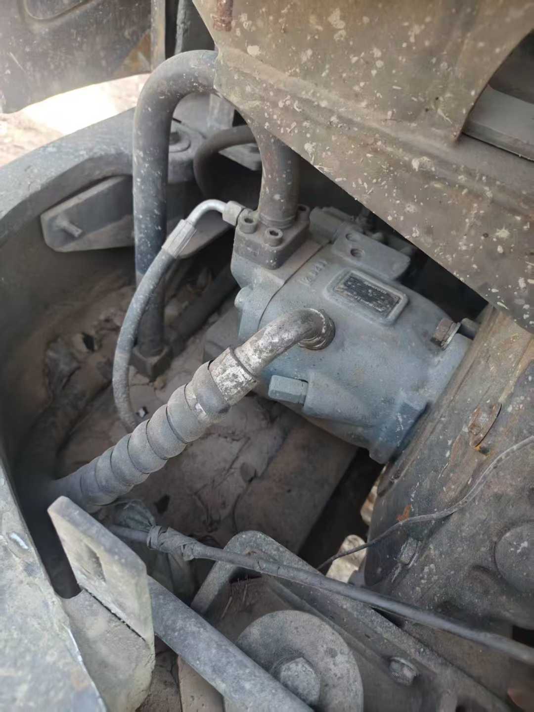 Used XCMG XE60 Excavator 2016 Model / 5