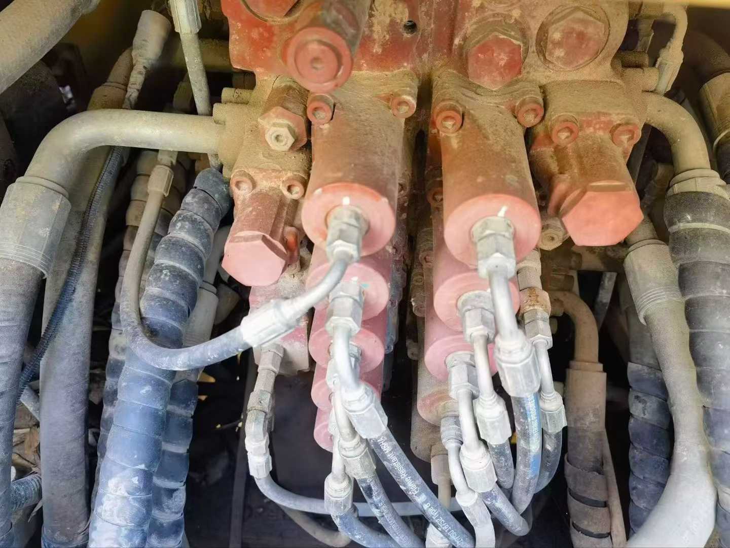 Buy Caterpillar CT240 Used Excavator / 6 Used Caterpillar CT240 Excavator 2018 Model / 6