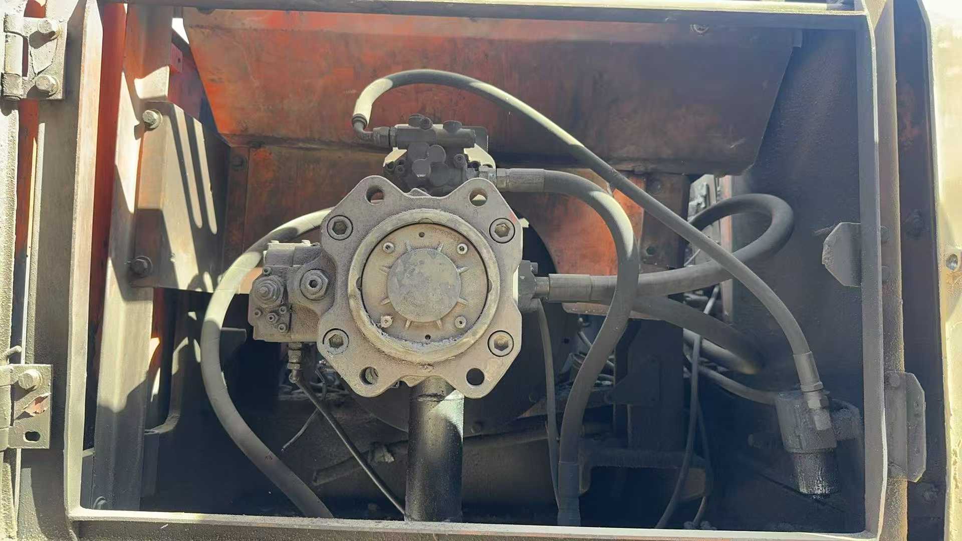 Buy Doosan DX500 Used Excavator / 3 Used Doosan DX500 Excavator 2011 Model / 3