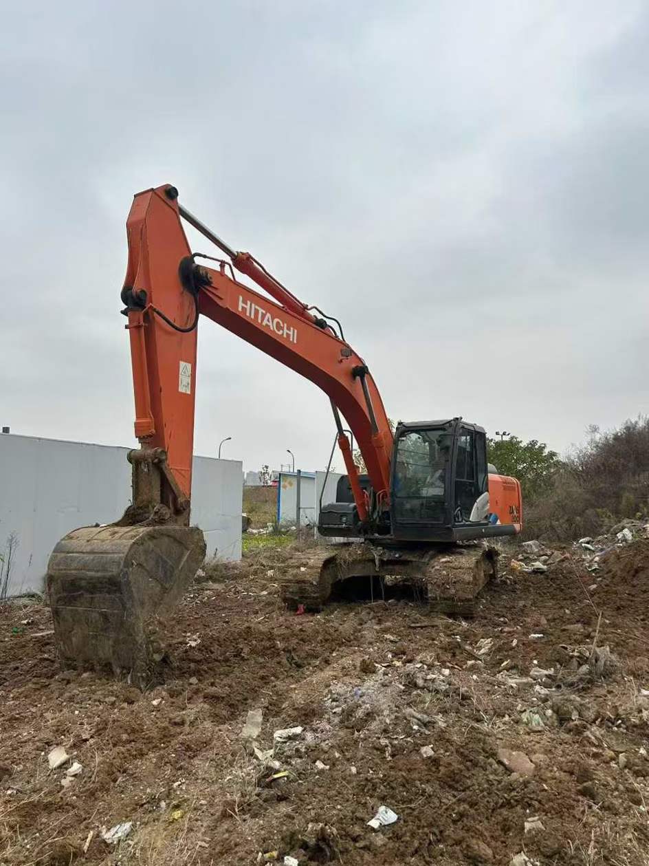 Used Hitachi ZAXIS200 Excavator 2019 Model / 2