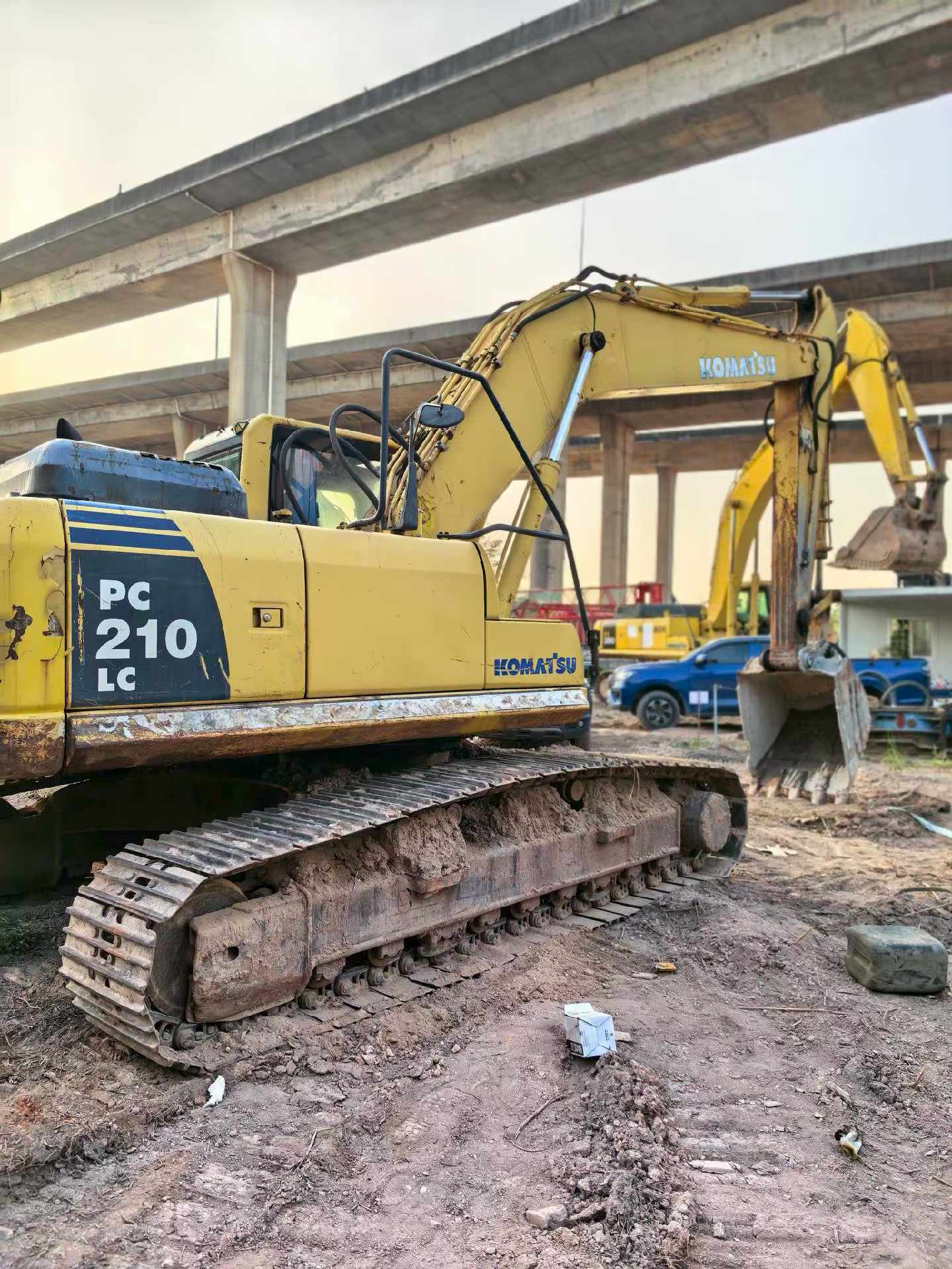 Buy Komatsu PC210-8 Used Excavator / 3 Used Komatsu PC210-8 Excavator 2016 Model / 3