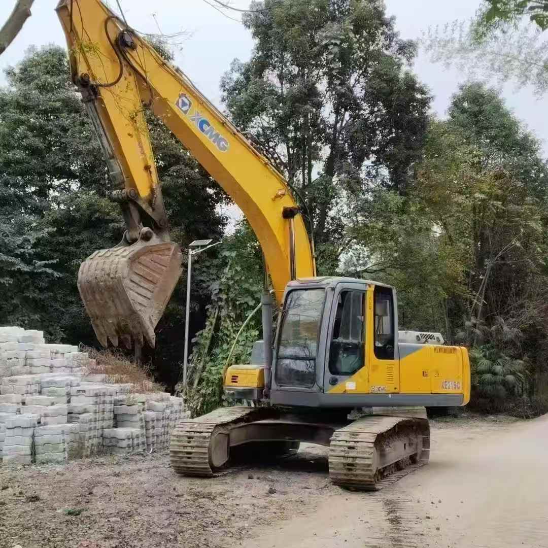 Used XCMG XE215 Excavator 2015 Model / 2