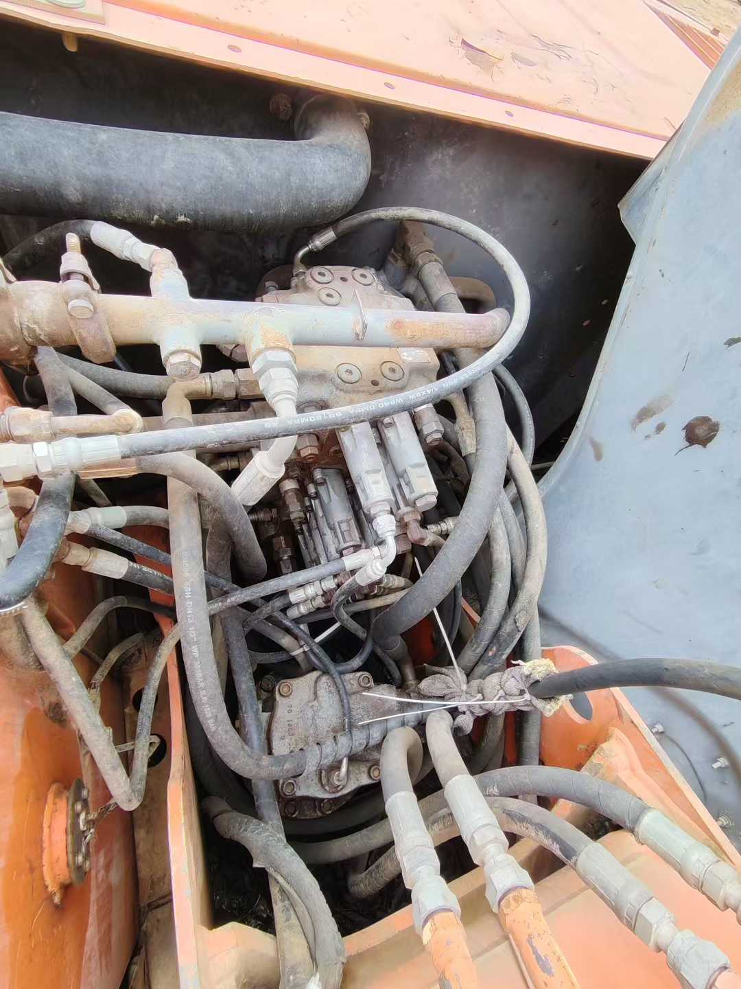 Used Hitachi ZX70 Excavator 2012 Model / 4