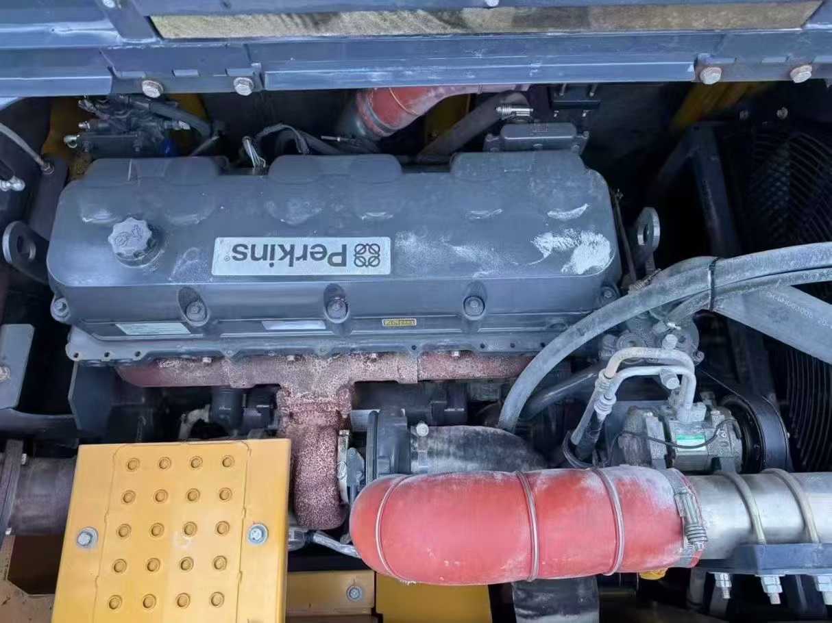 Used XCMG XE550DK Excavator 2021 Model / 5