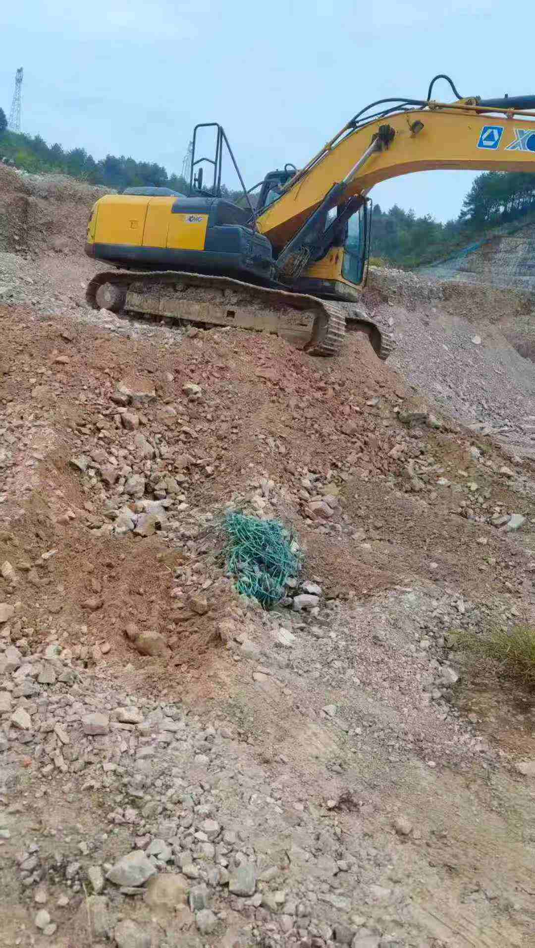 Used XCMG XE215 Excavator 2016 Model / 2