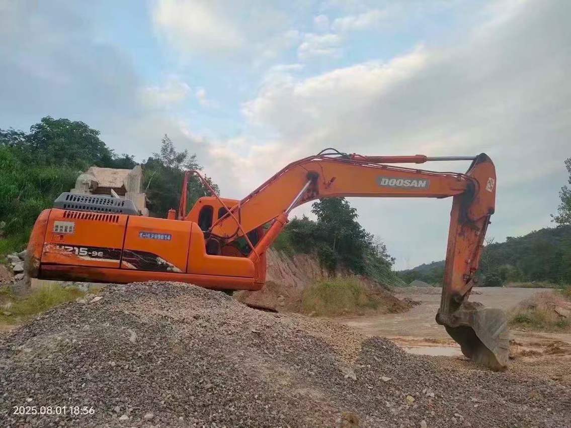 Buy Doosan DX15 Used Excavator / 3 Used Doosan DX15 Excavator 2012 Model / 3