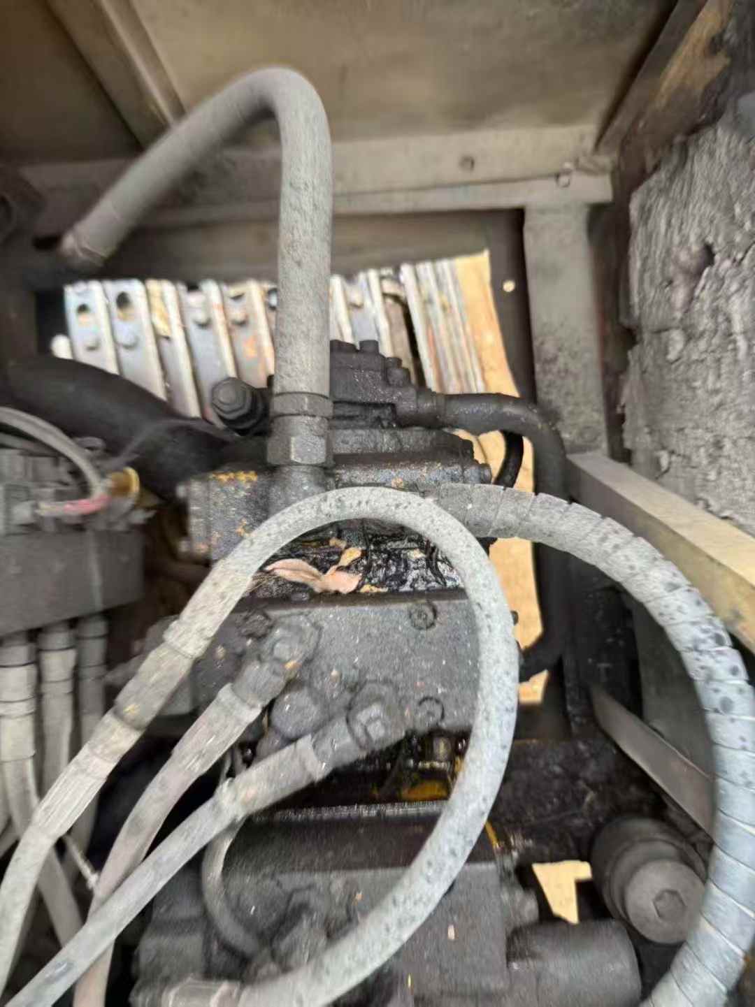 Used Komatsu PC120-5 Excavator 2016 Model / 5