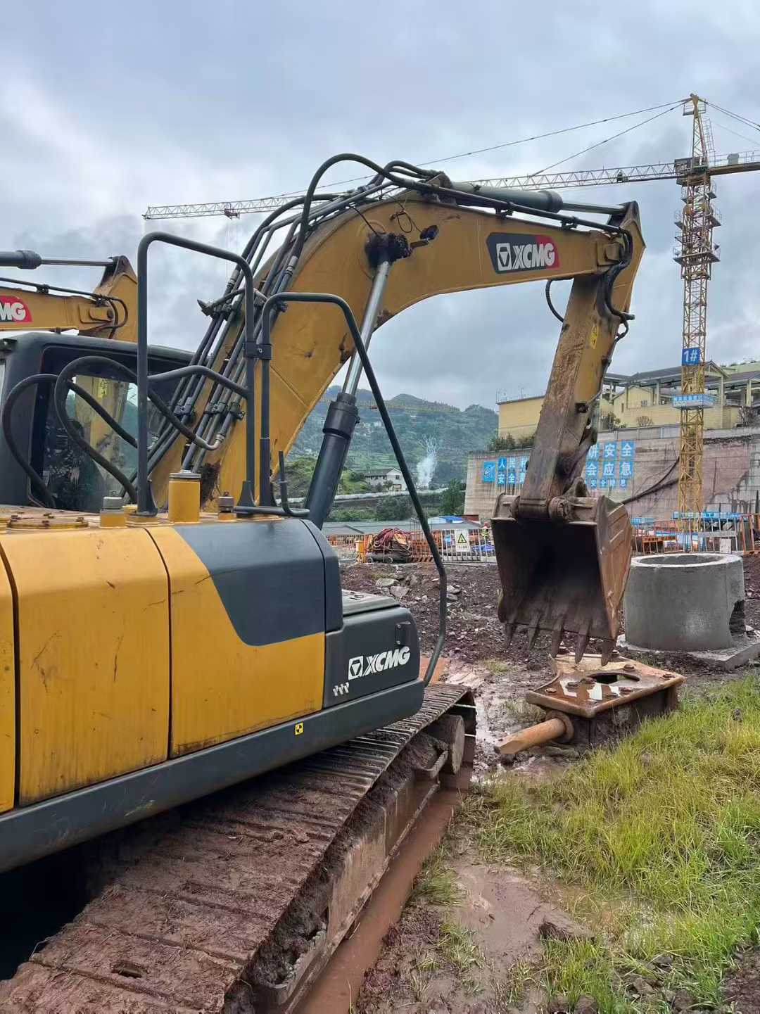 Used XCMG LW200 Excavator 2020 Model / 2