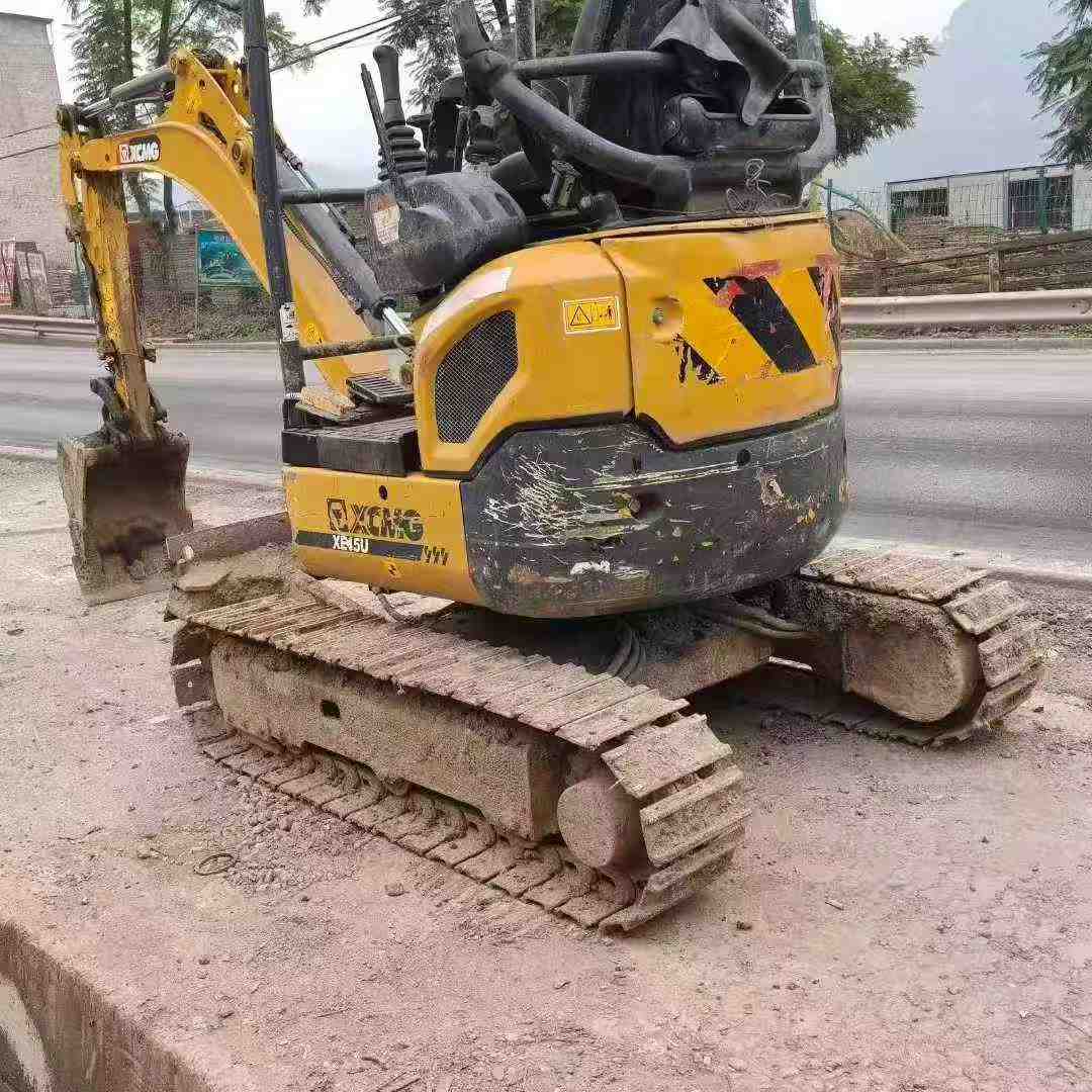 Used XCMG XE15U Excavator 2022 Model / 4