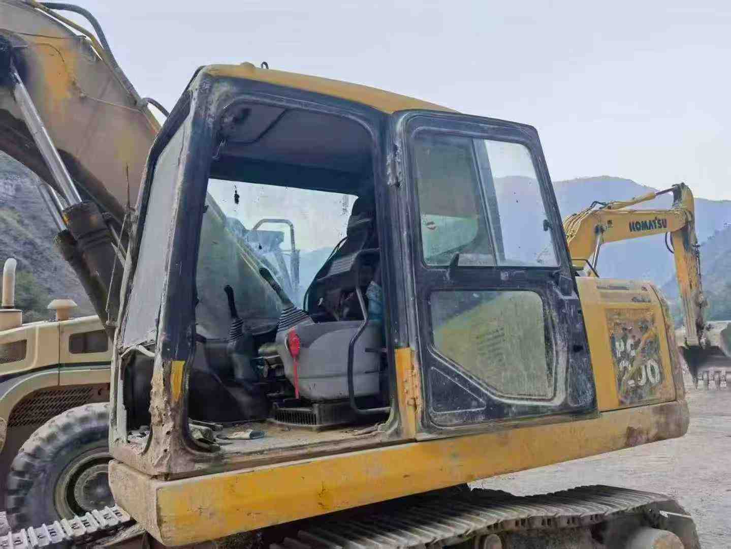 Used Komatsu PC60 Excavator 2016 Model / 5