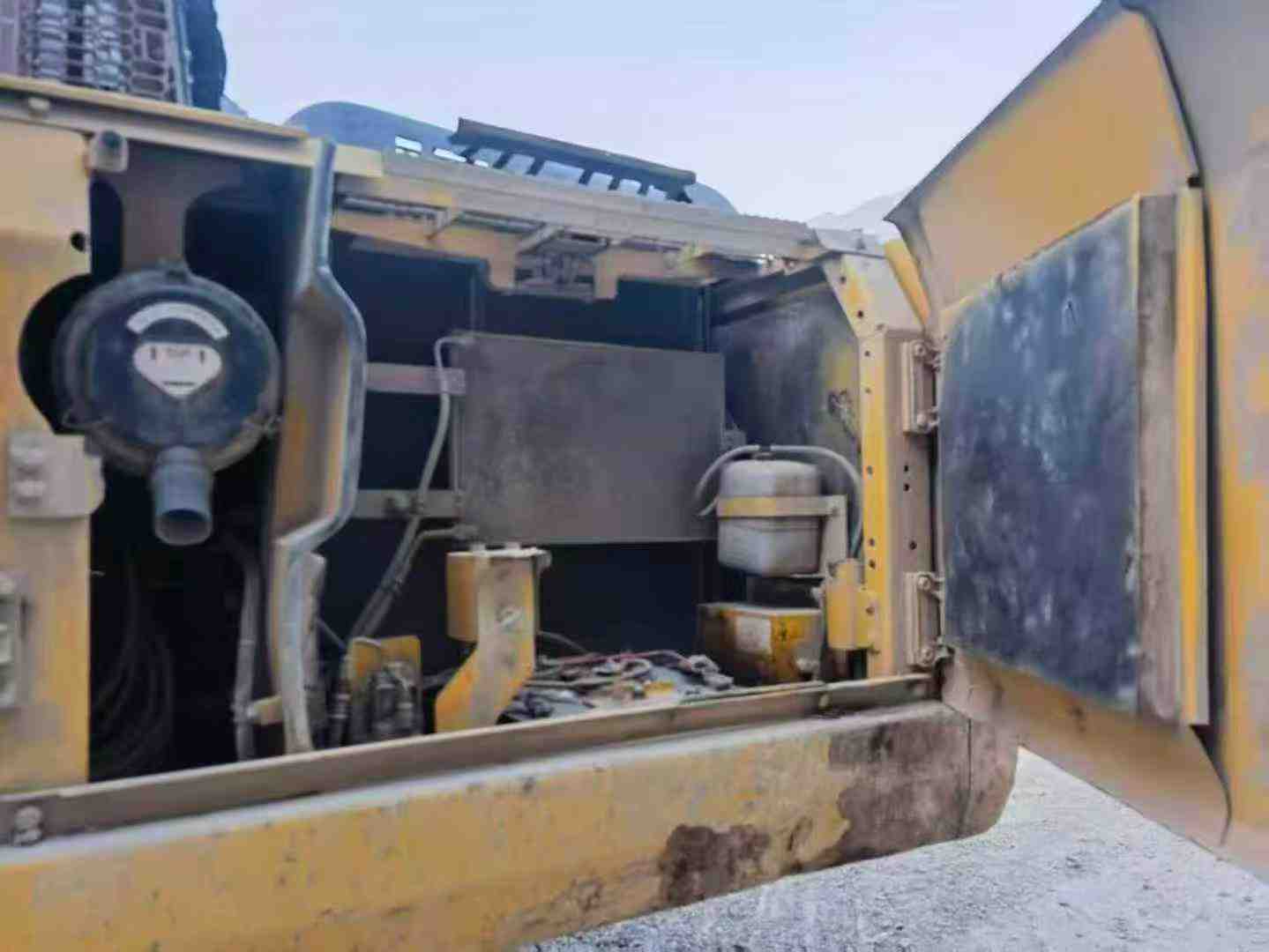 Used Komatsu PC60 Excavator 2016 Model / 6