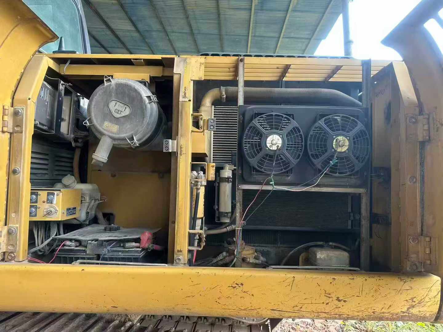 Buy Caterpillar 320D Used Excavator / 5 Used Caterpillar 320D Excavator 2016 Model / 5